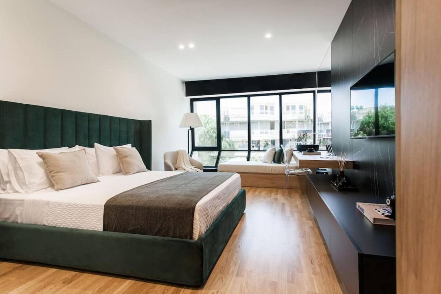 2 Sidebyside Suites In Athens Riviera By The Olon ภายนอก รูปภาพ